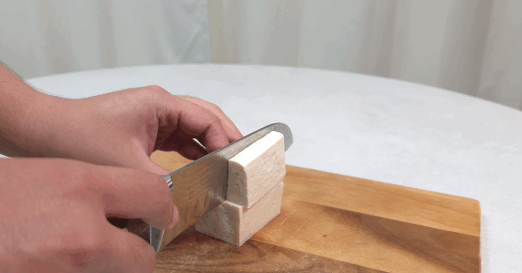 라면 연구원이 직접 선정한 사리곰탕면 레시피 1위 공개!
두부·스팸·치즈로 깊은 맛을 완성하는 라면 레시피 추천,
이 조합 하나로 최고의 라면 레시피가 완성됩니다.