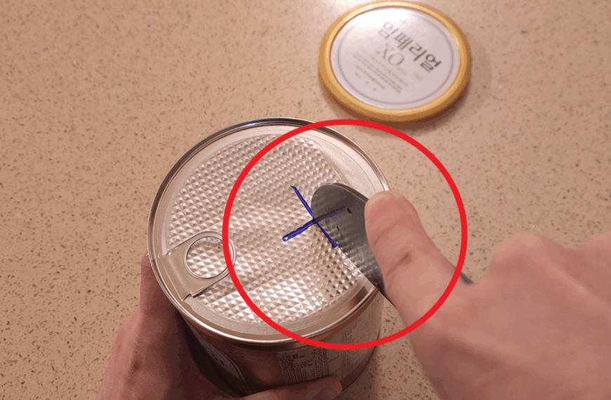 분유회사에서 절대 알려주지 않는 꿀팁입니다. 지금 당장 분유통에 십자가를 그어주세요!! 3