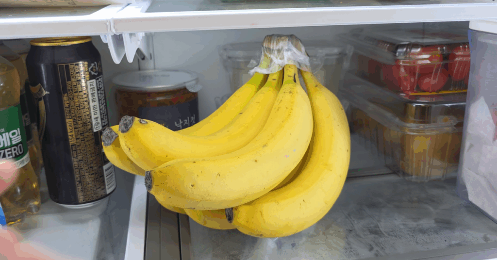바나나 보관법 핵심 3가지로 갈변을 늦추는 방법을 소개합니다. 바나나 오래 보관, 바나나 보관 방법, 바나나 실온보관·바나나 냉장 보관 팁까지 한 번에 정리!
