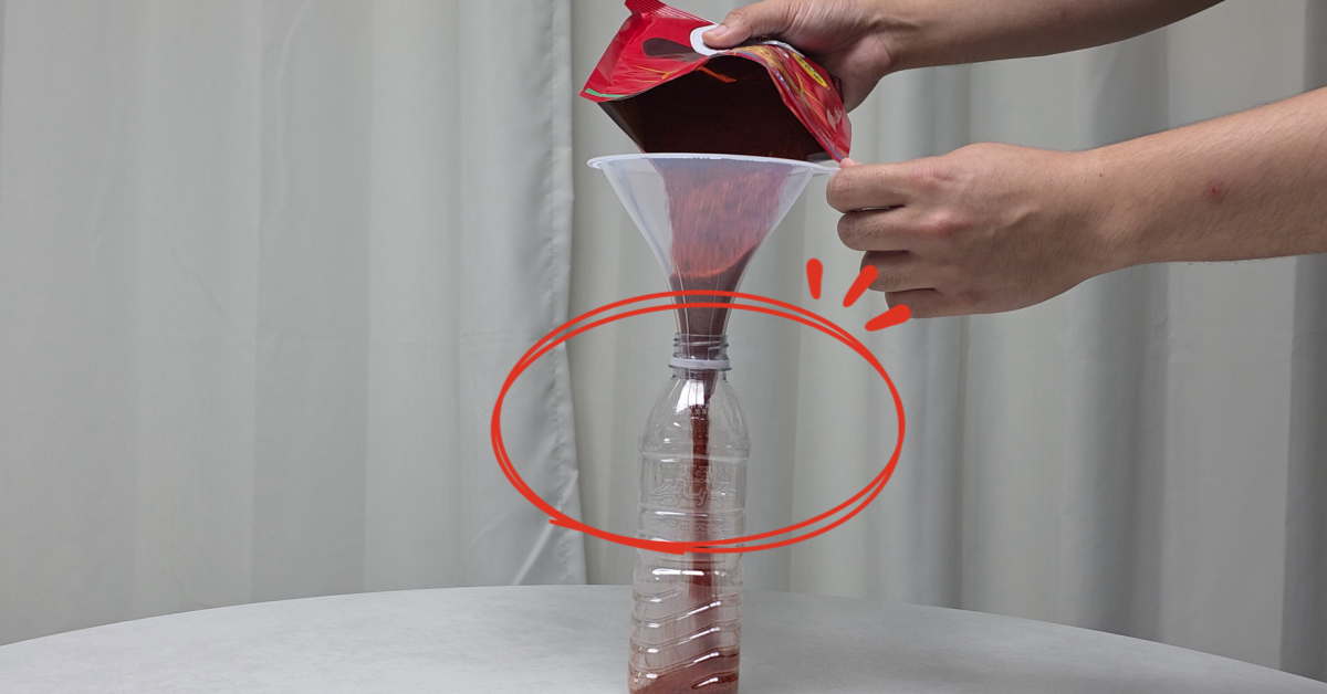 그동안의 고춧가루 보관법 다 잊어버리세요!! 1년 이상 고추가루 맛, 색 모두 안 변하게 하는 꿀팁 알려드려요. 1