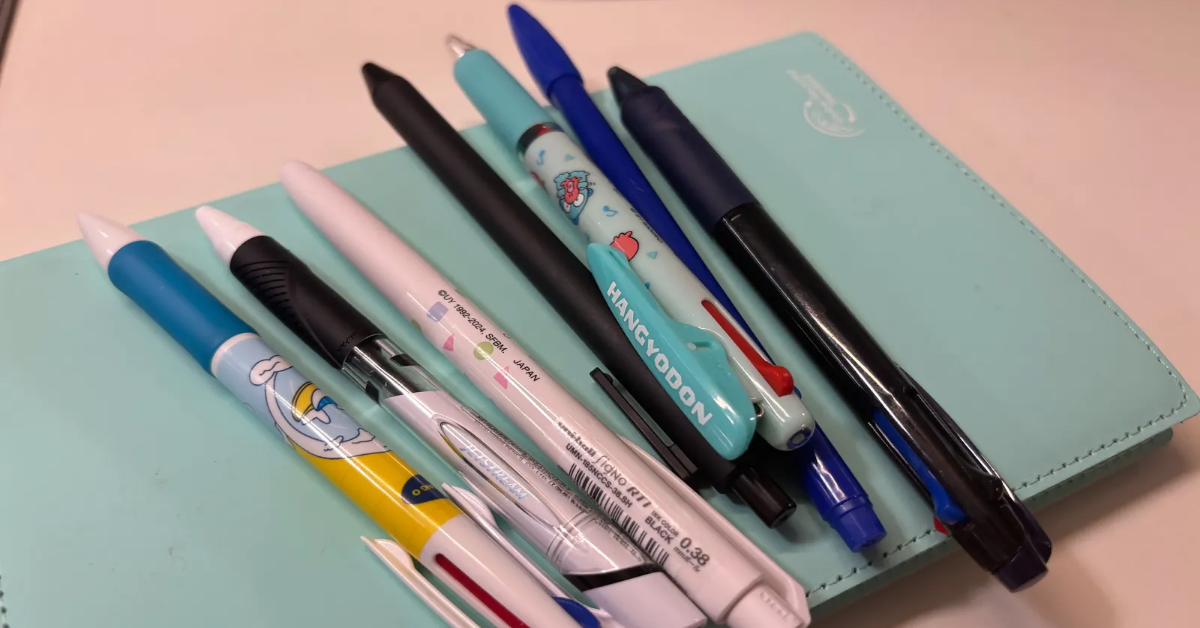 볼펜 추천 : 내 손에 딱 맞는 볼펜 고르는 법(잉크, 굵기, 그립감) 3가지 1