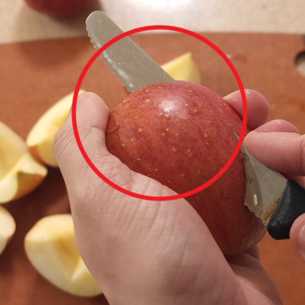 전세계에서 난리난 요즘 유행하는 사과 먹는법입니다. 사과 맛있게 먹는 방법 중 단연 1위!