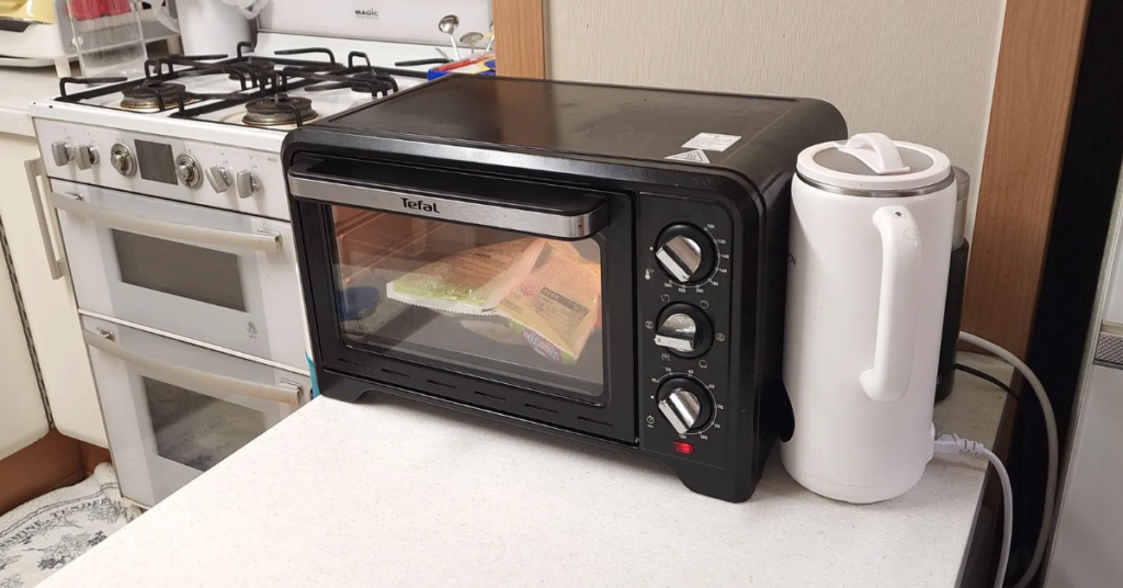 지금 전국에서 화제인 고향만두 레시피 1위를 소개합니다. 불 없이 전자레인지로 3분 만에 완성하는 초간단 만두 요리 비법을 확인하세요. 