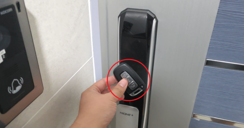 스마트 도어락 배터리 없을 때 여는 법 등 도어락 꿀팁 공개!