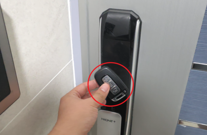 스마트 도어락 배터리 없을 때 여는 법 등 도어락 꿀팁 공개!